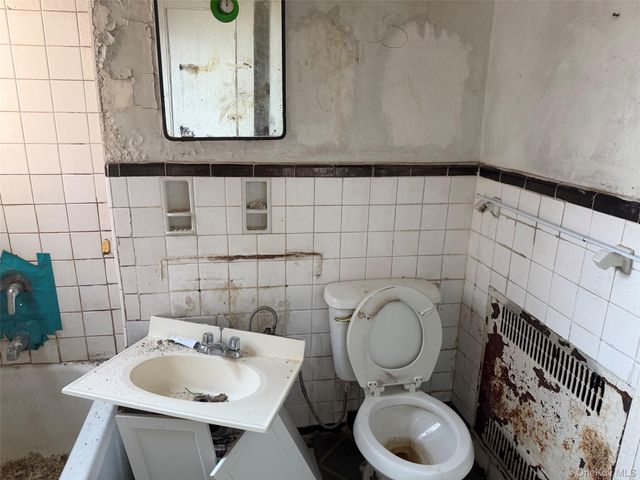 170-40 Highland Avenue 401, Jamaica Estates, NY 11432