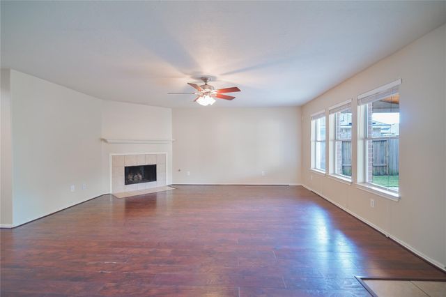 8315 Cardamon Lane, Baytown, TX 77521