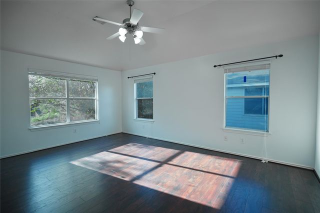 8315 Cardamon Lane, Baytown, TX 77521