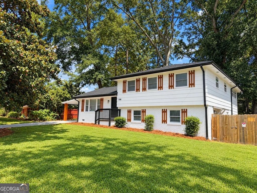 728 S Carter Drive, Jonesboro, GA 30236 — photo 2
