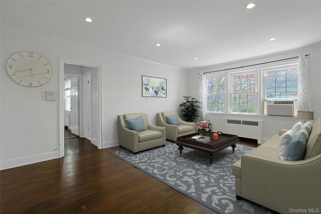 310 Manville RD S4, Pleasantville, NY 10570