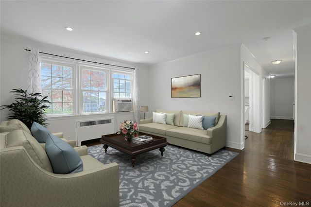 310 Manville RD S4, Pleasantville, NY 10570