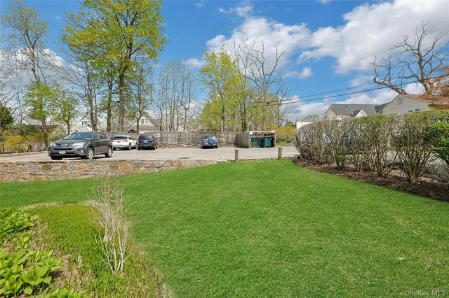 310 Manville RD S4, Pleasantville, NY 10570