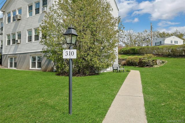 310 Manville RD S4, Pleasantville, NY 10570