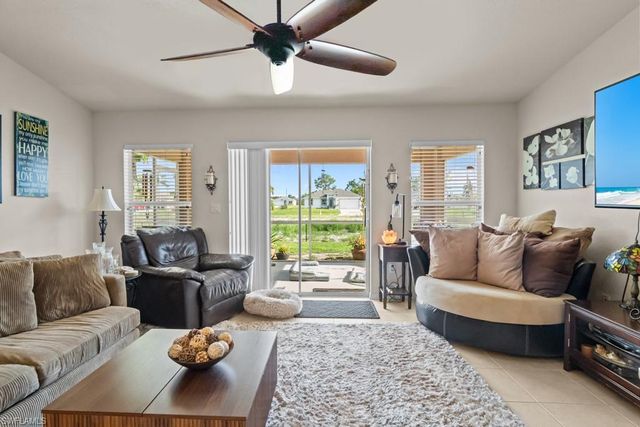 2724 NW 21st TER, Cape Coral, FL 33993