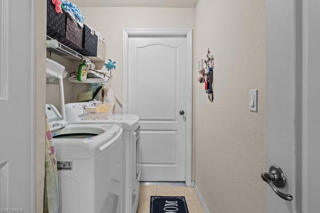 2724 NW 21st TER, Cape Coral, FL 33993
