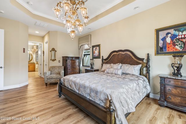 5574 49th Avenue, Vero Beach, FL 32967