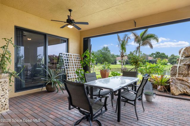 5574 49th Avenue, Vero Beach, FL 32967