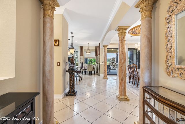 5574 49th Avenue, Vero Beach, FL 32967