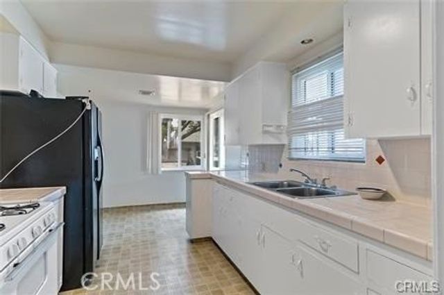835 E Foothill Boulevard, Monrovia, CA 91016