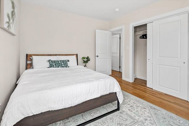 80 Central Ave, Hull, MA 02045