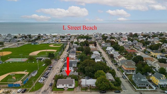 80 Central Ave, Hull, MA 02045