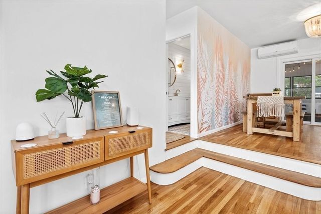 80 Central Ave, Hull, MA 02045