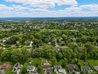 12 Oak Ridge Road, Middletown, NY 10940