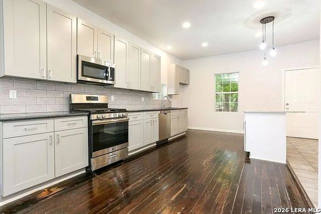 618 Saint James, San Antonio, TX 78202