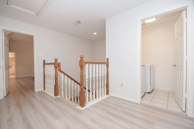 1123 Enclave Square E, Houston, TX 77077