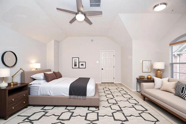 1123 Enclave Square E, Houston, TX 77077