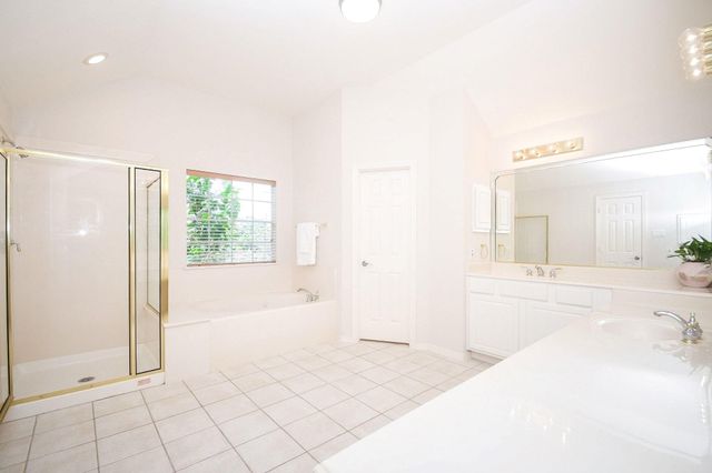 1123 Enclave Square E, Houston, TX 77077