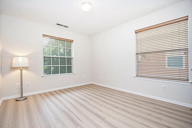 1123 Enclave Square E, Houston, TX 77077