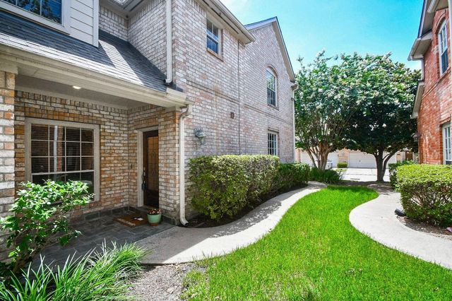 1123 Enclave Square E, Houston, TX 77077
