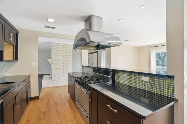 6623 Orangewood Drive, Dallas, TX 75248