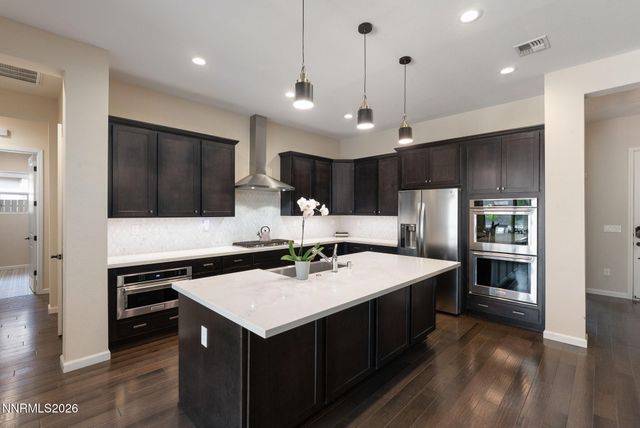 2268 Paint Horse Drive, Reno, NV 89521