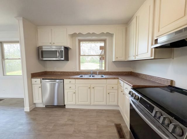 103 Linda Dr, Hendersonville, TN 37075