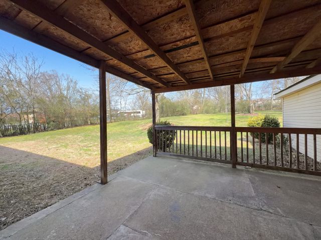 103 Linda Dr, Hendersonville, TN 37075