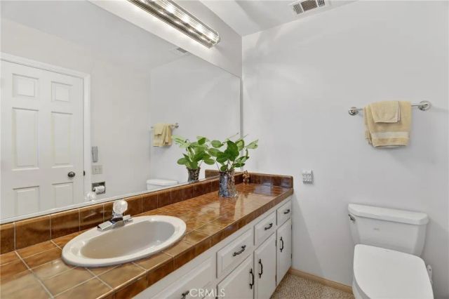 28125 Geneva Lane, Lake Arrowhead, CA 92352