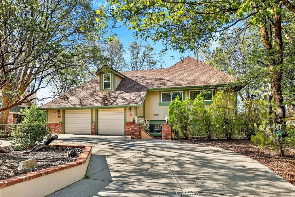 28125 Geneva Lane, Lake Arrowhead, CA 92352