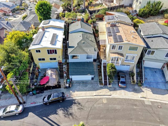 2515 Oliver Ave, Oakland, CA 94605
