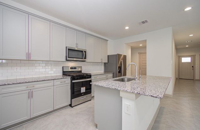 5047 Natchez Trace, Arcola, TX 77545