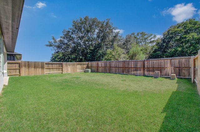 5047 Natchez Trace, Arcola, TX 77545