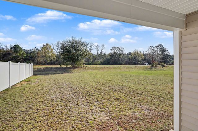 572 Woodland Farms Circle, Aynor, SC 29511