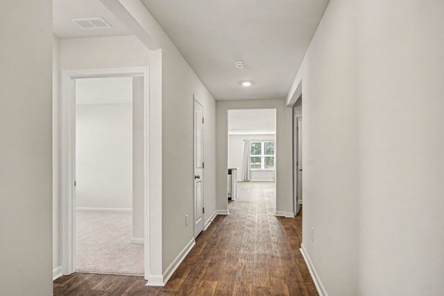 572 Woodland Farms Circle, Aynor, SC 29511
