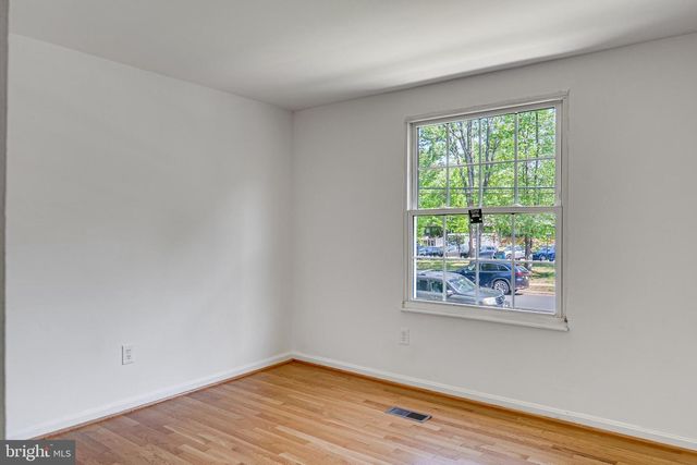 10911 SANTA CLARA DR, Fairfax, VA 22030