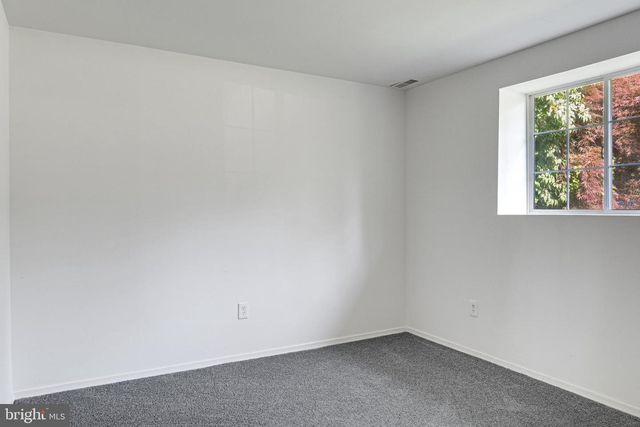 10911 SANTA CLARA DR, Fairfax, VA 22030