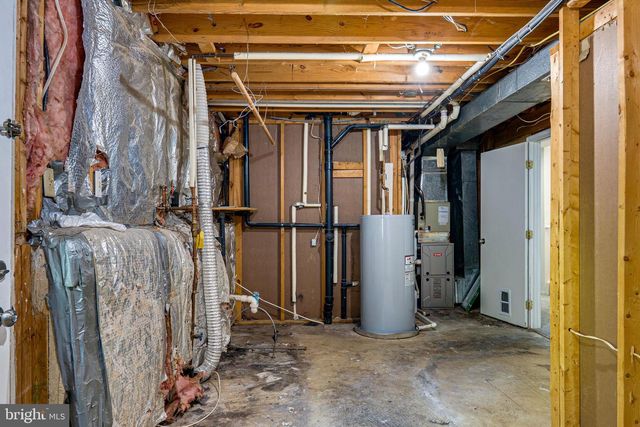 10911 SANTA CLARA DR, Fairfax, VA 22030