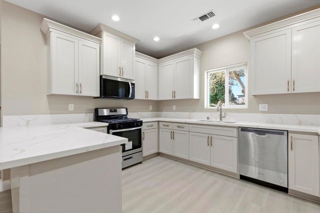 243 Seventh St, Colusa, CA 95932