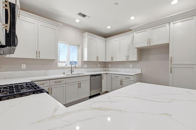 243 Seventh St, Colusa, CA 95932