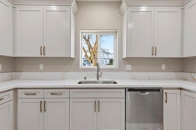 243 Seventh St, Colusa, CA 95932