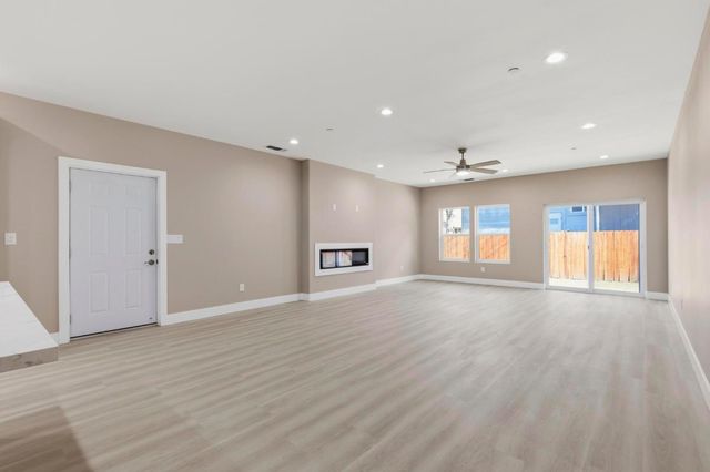 243 Seventh St, Colusa, CA 95932