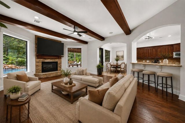 10410 Clubhouse Circle, Magnolia, TX 77354