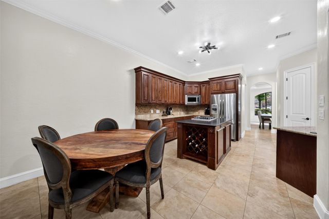 10410 Clubhouse Circle, Magnolia, TX 77354