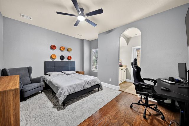 10410 Clubhouse Circle, Magnolia, TX 77354