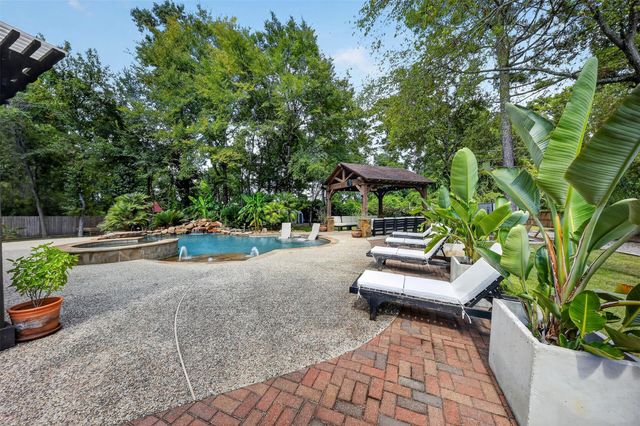 10410 Clubhouse Circle, Magnolia, TX 77354