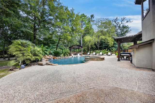 10410 Clubhouse Circle, Magnolia, TX 77354