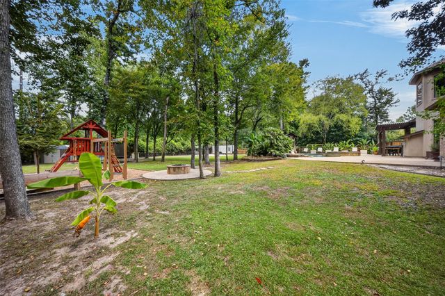 10410 Clubhouse Circle, Magnolia, TX 77354