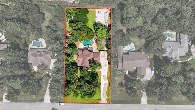 10410 Clubhouse Circle, Magnolia, TX 77354