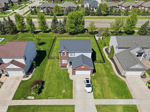 56655 Hastings Drive, Macomb Twp, MI 48042